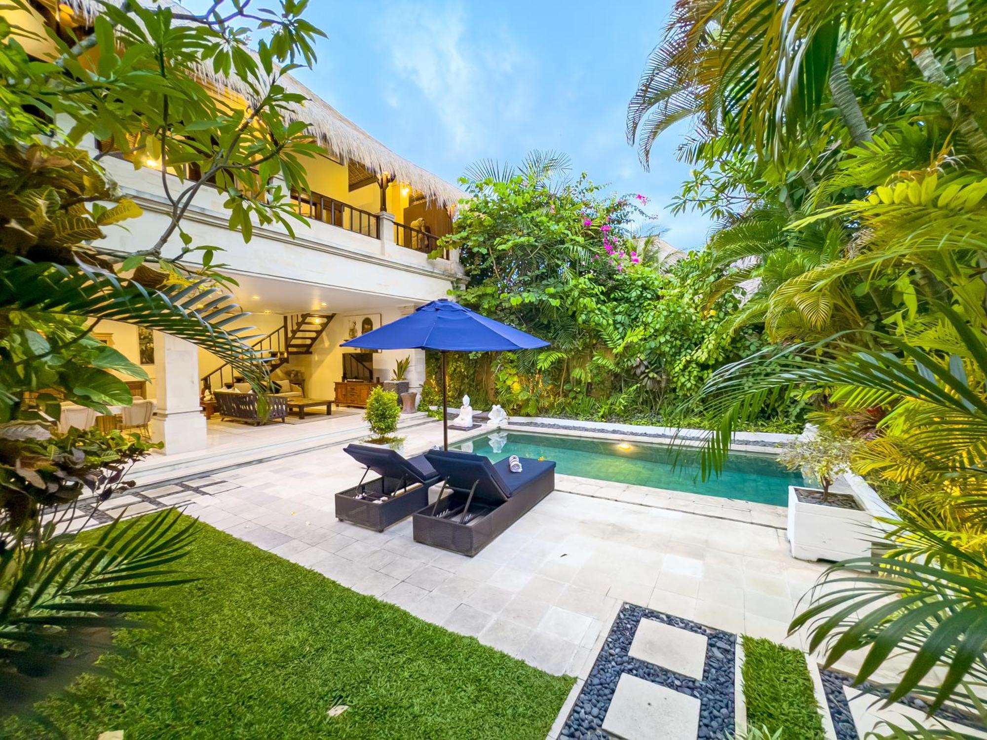 Villa Bugis Kayu Aya Seminyak Pokoj fotografie