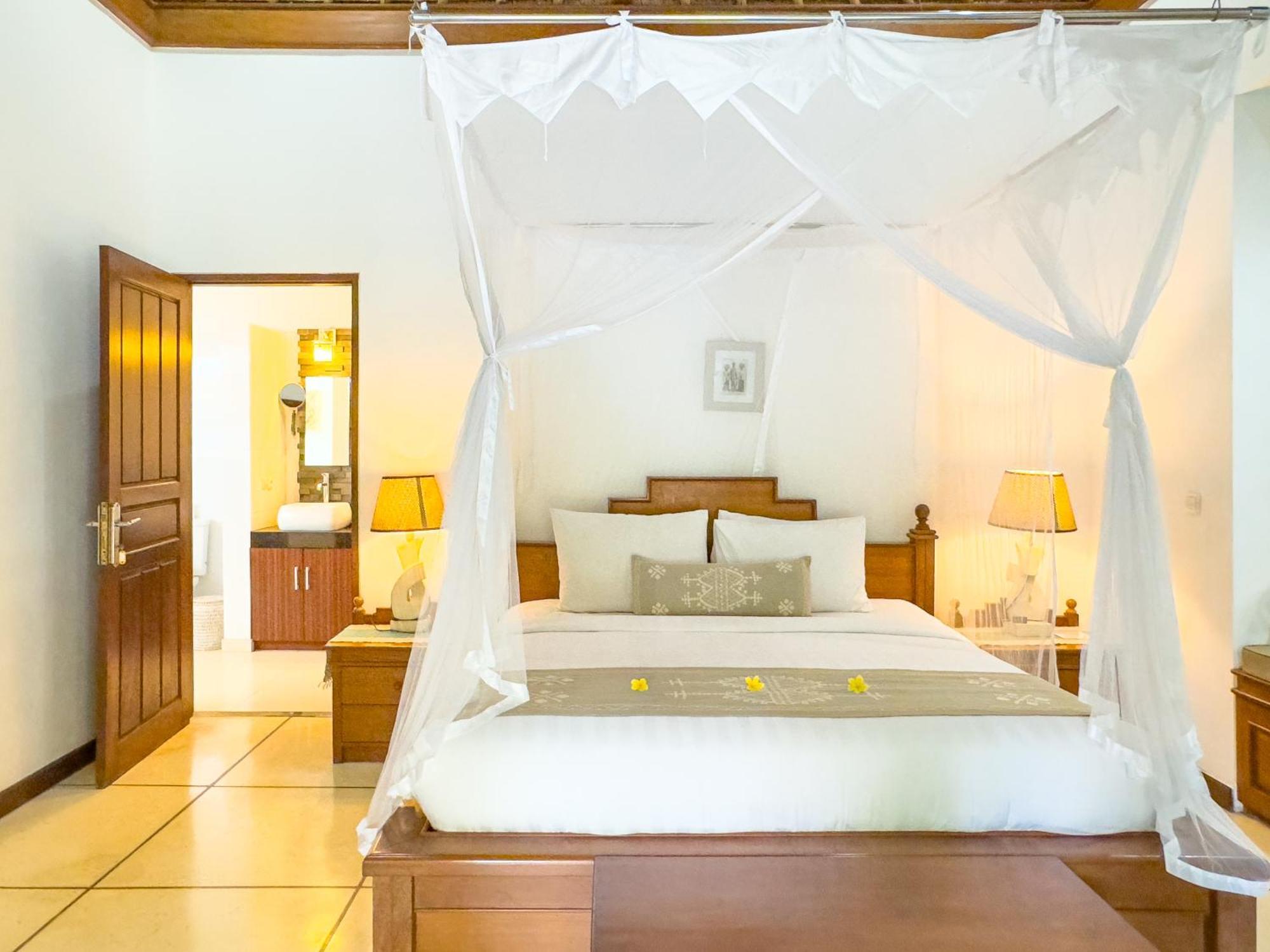 Villa Bugis Kayu Aya Seminyak Pokoj fotografie